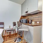Cozy In Grand By Flat Manаger דירה *