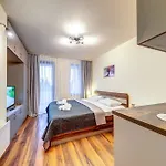 דירה Cozy In Grand By Flat Manаger